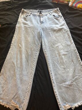 Sincerly Jules Light Blue Wide-Leg Frayed-Hem Jeans